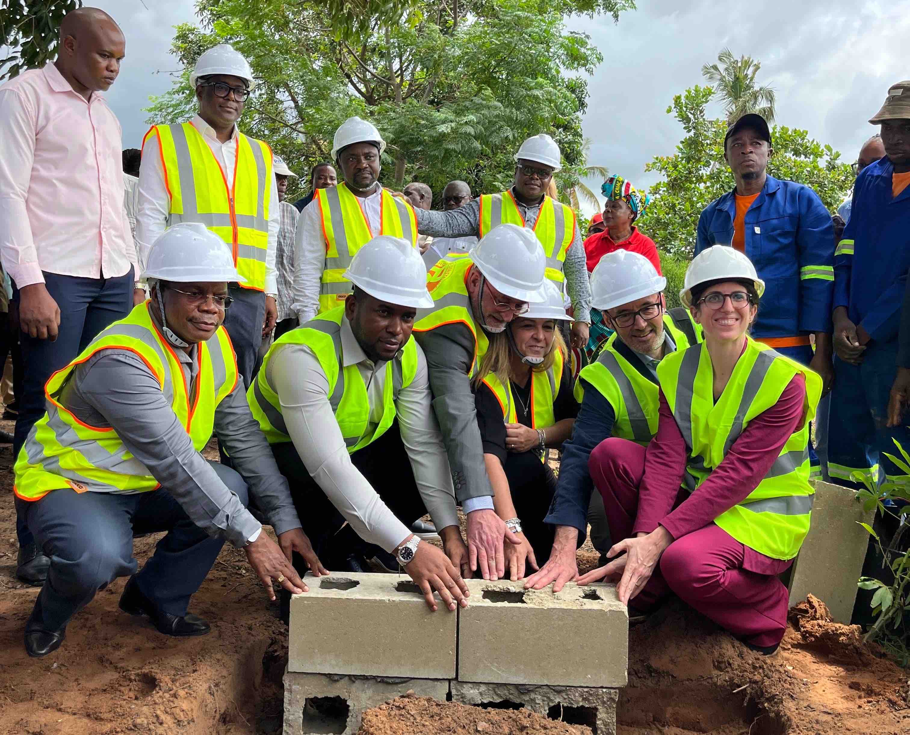 Avvio Salubrix Mozambico